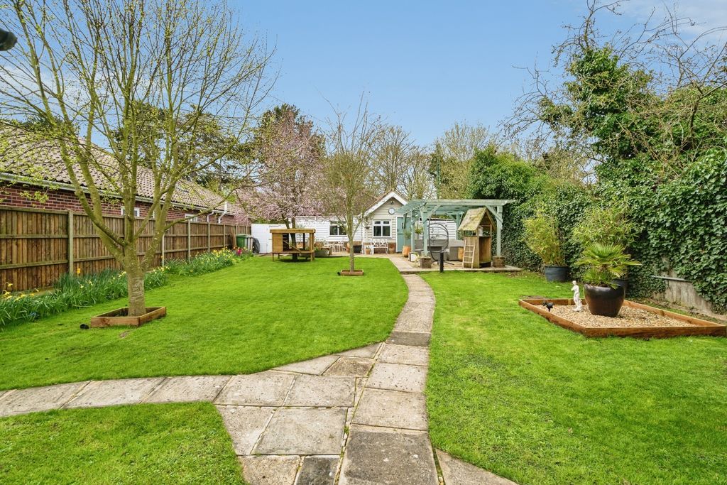 Property photo 1 of 26 Pbox-Img.Jpg