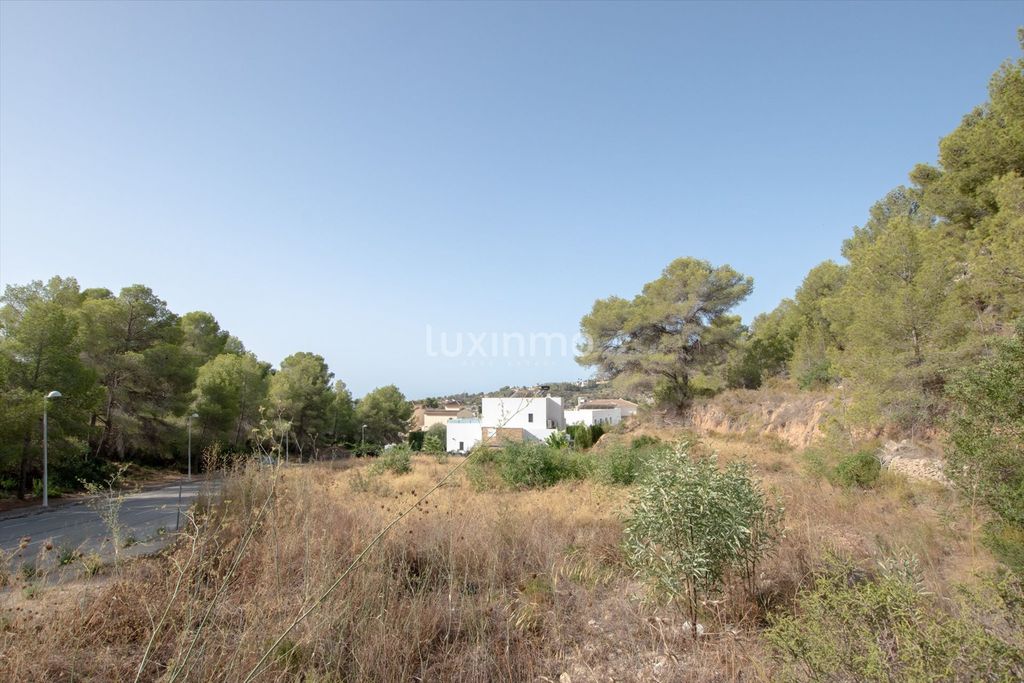 Property photo 2 of 5