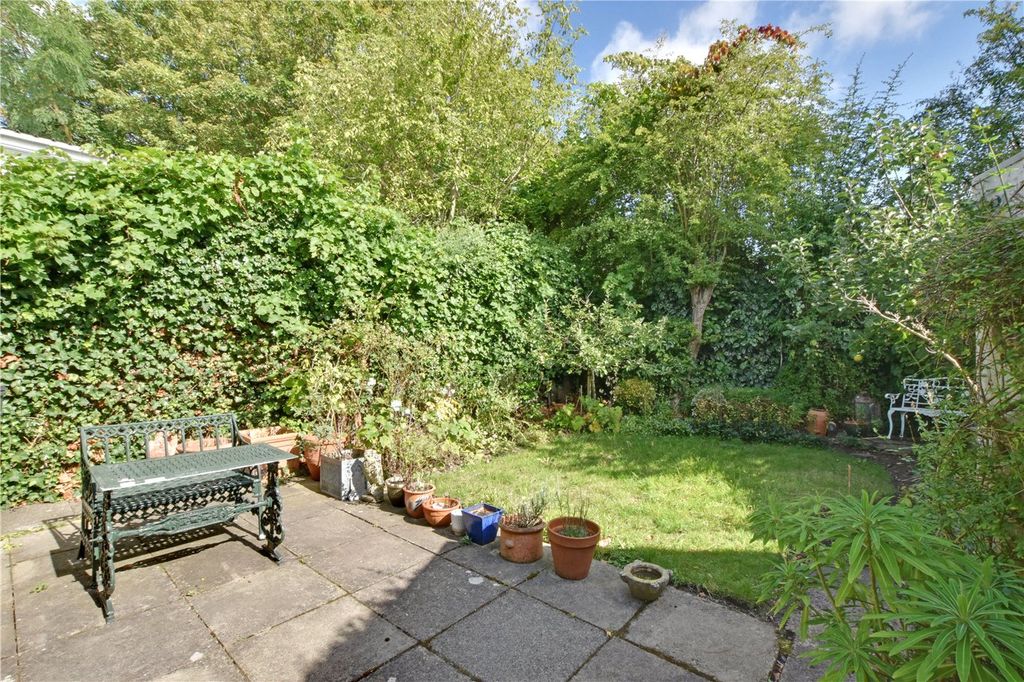 Property photo 3 of 17 Picture No. 09