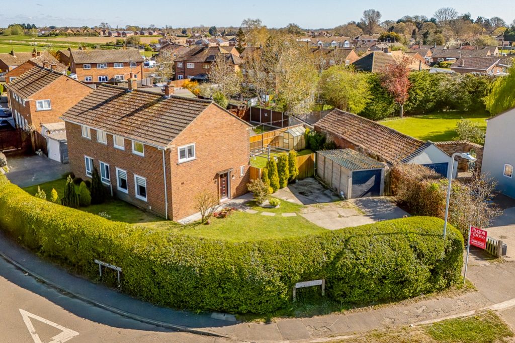 Property photo 1 of 24 120 Brownlow Crescent (Pinchbeck)-1