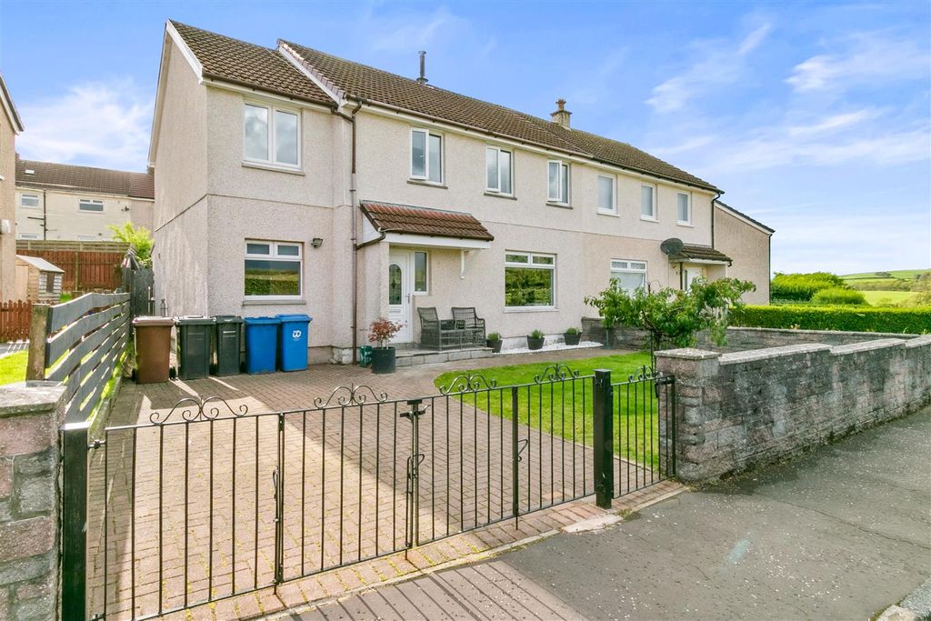 Property photo 1 of 33 Cumbrae-1.Jpg