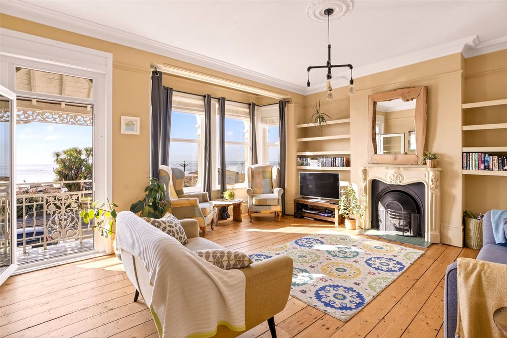 Property photo 3 of 37 Picture No. 36