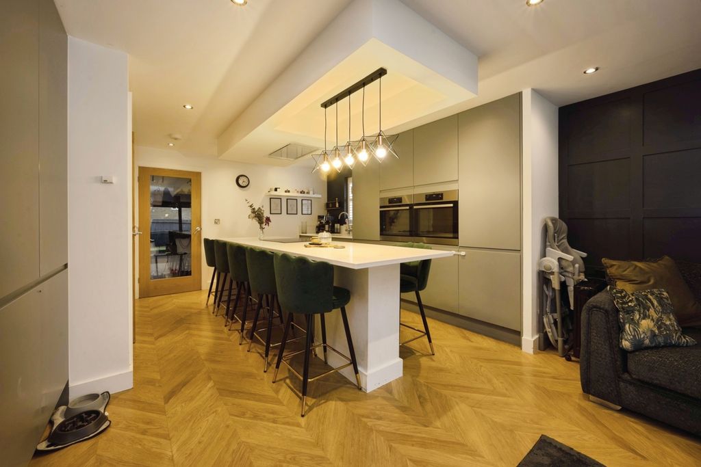 Property photo 3 of 22 Kitchen/Diner