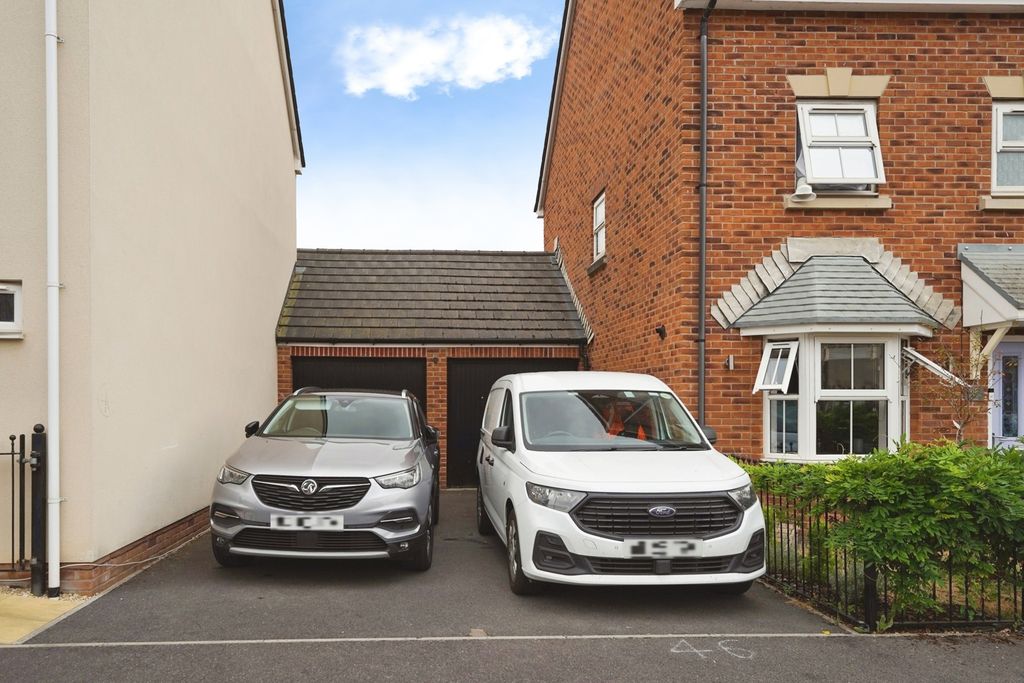 Property photo 3 of 18 Pbox-Img.Jpg