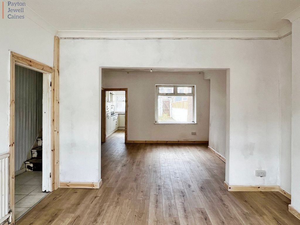 Property photo 3 of 14 Not Specified