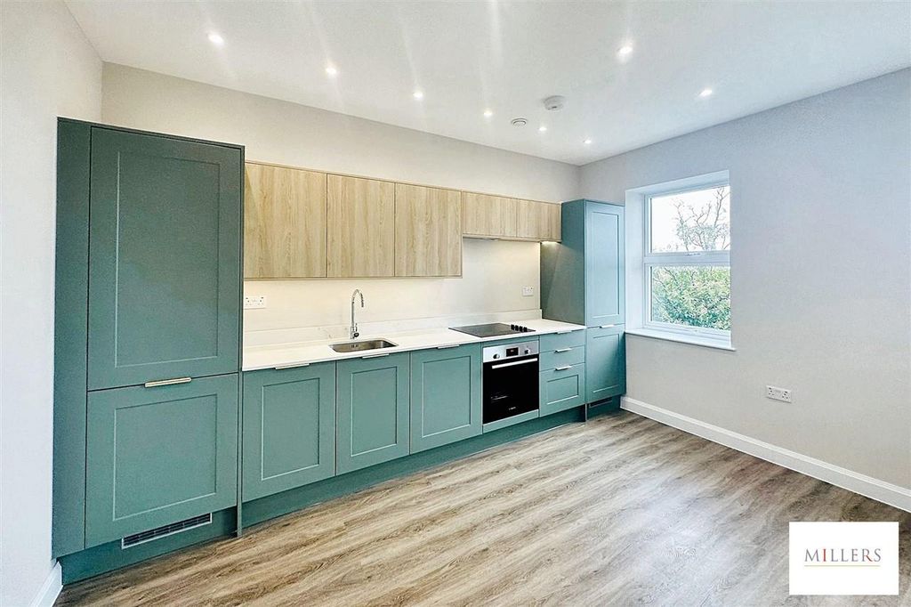 Property photo 3 of 9 7.Jpg