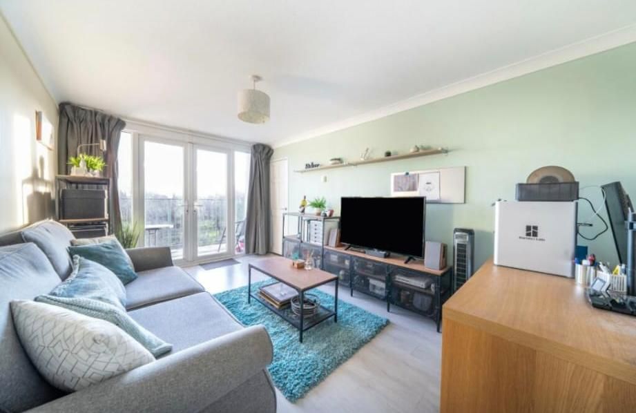 Property photo 2 of 12 Property