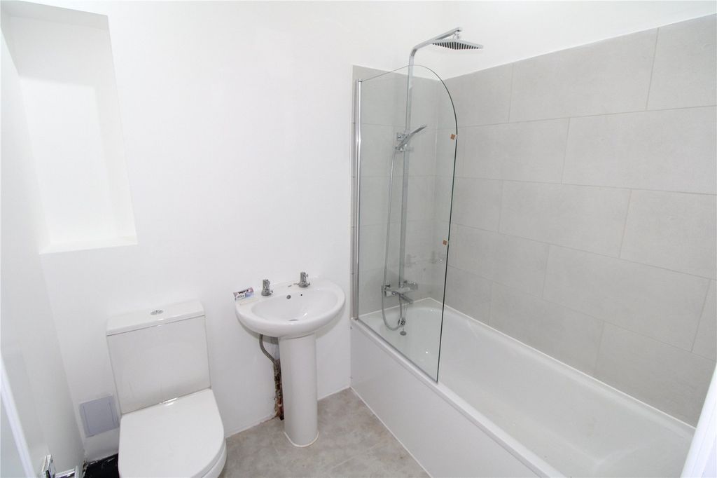 Property photo 3 of 7 Picture No. 13