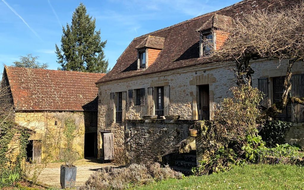 Property photo 1 of 29 Photo 2