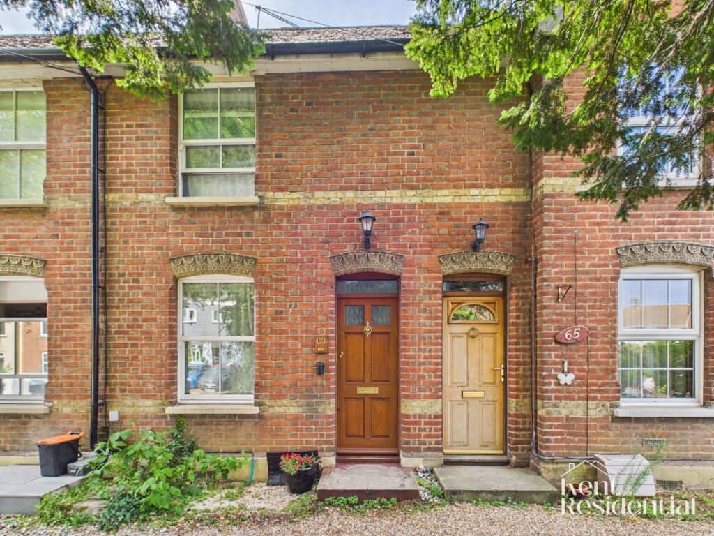 Property photo 1 of 11