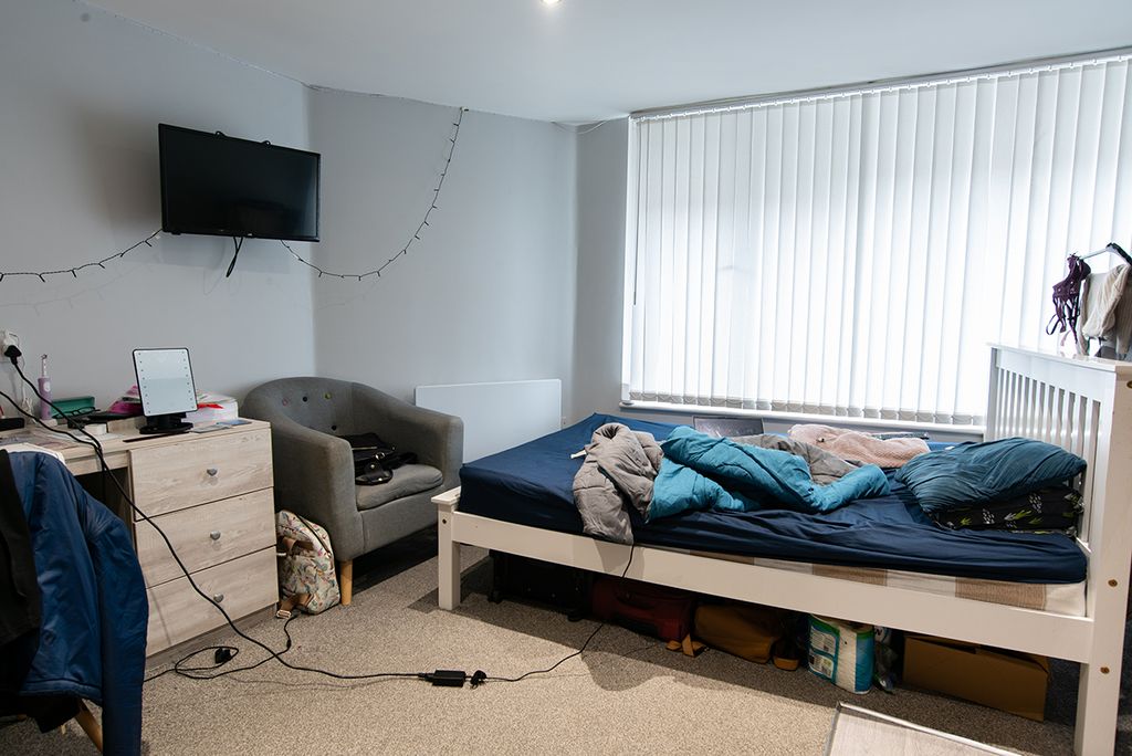 Property photo 3 of 20