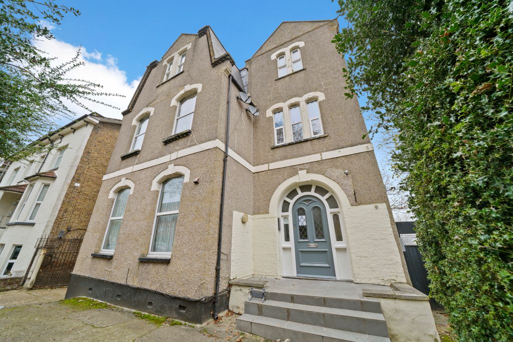 Property photo 1 of 14 Main Entrance