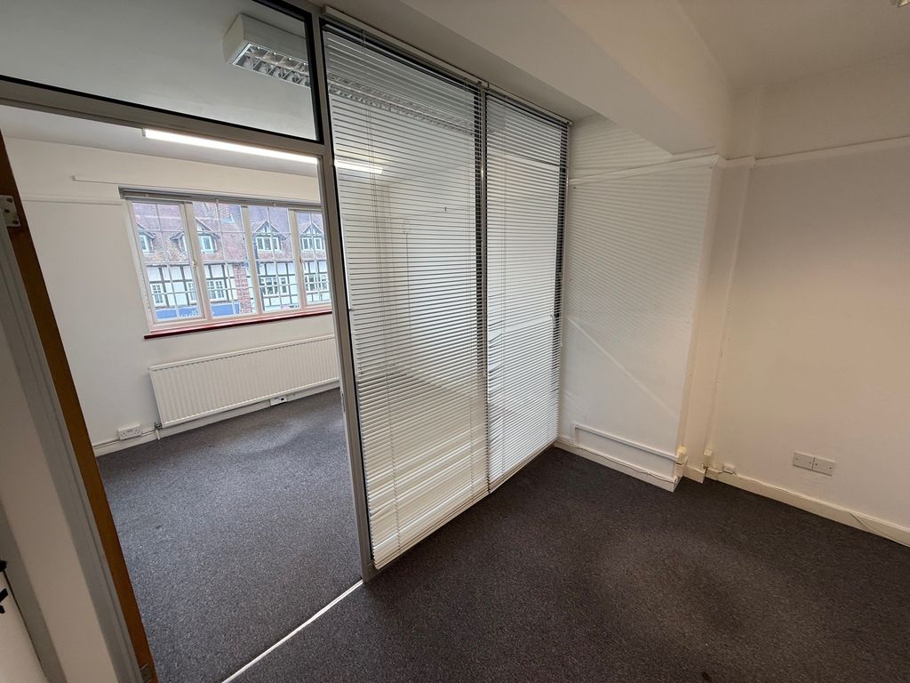 Property photo 2 of 6 Photo 1