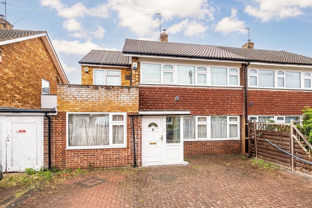 Property photo 1 of 7