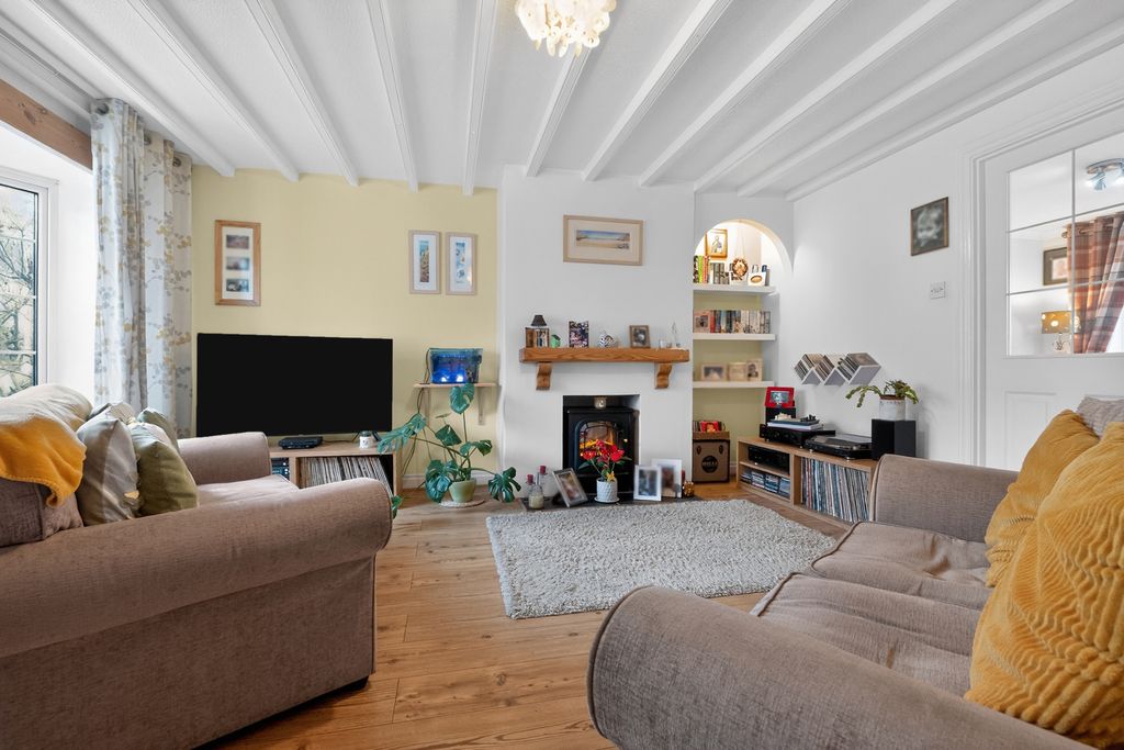 Property photo 2 of 22 Pbox-Img.Jpg