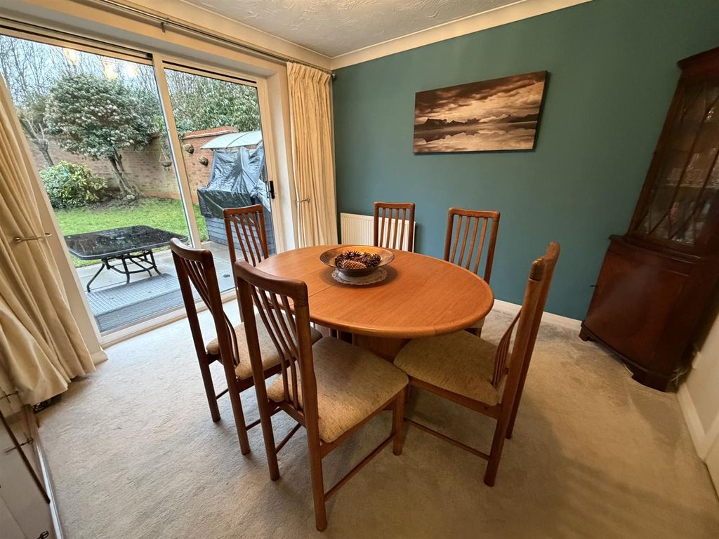 Additional image 7 of 4 bed property for salePreston Drive, Daventry NN11