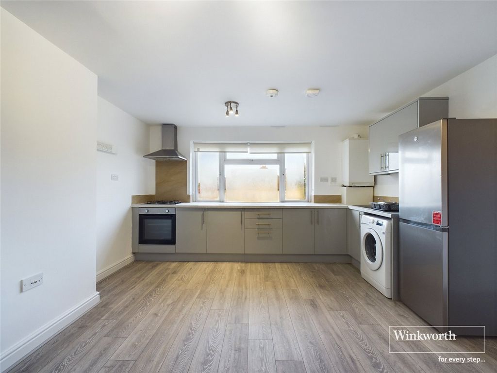 Property photo 2 of 6 Open Plan