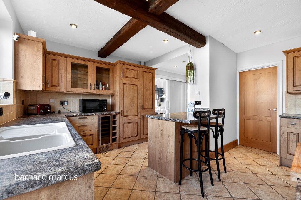 Property photo 3 of 24