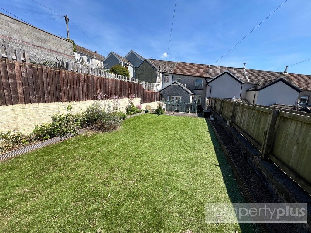 Property photo 2 of 15 Picture No. 15