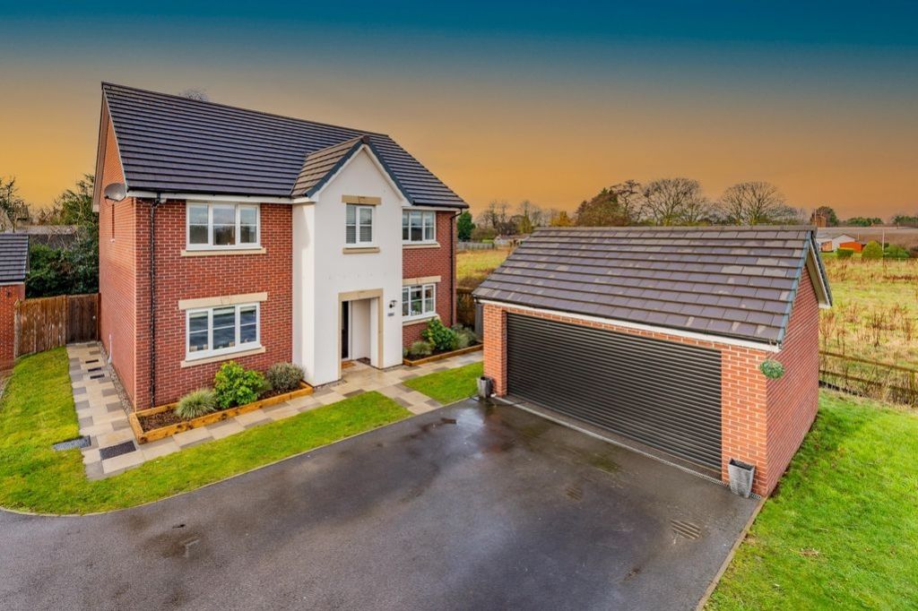 Property photo 1 of 25 9Riddlesfront