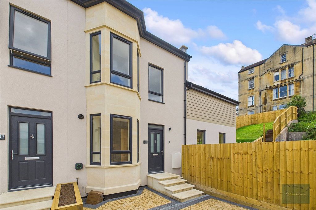 Property photo 1 of 14 Picture No. 02