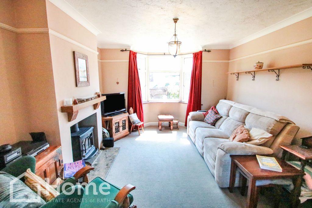 Property photo 3 of 19