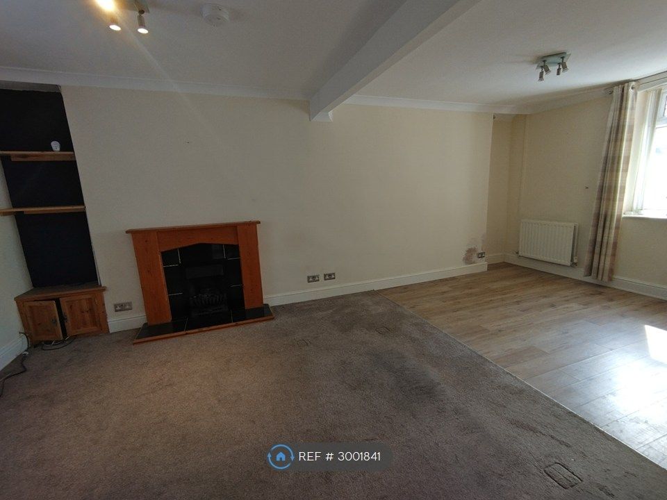 Property photo 3 of 26