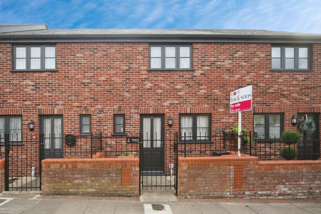 Property photo 1 of 16