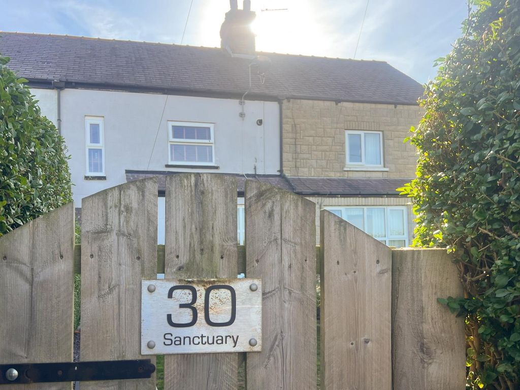 Property photo 3 of 32