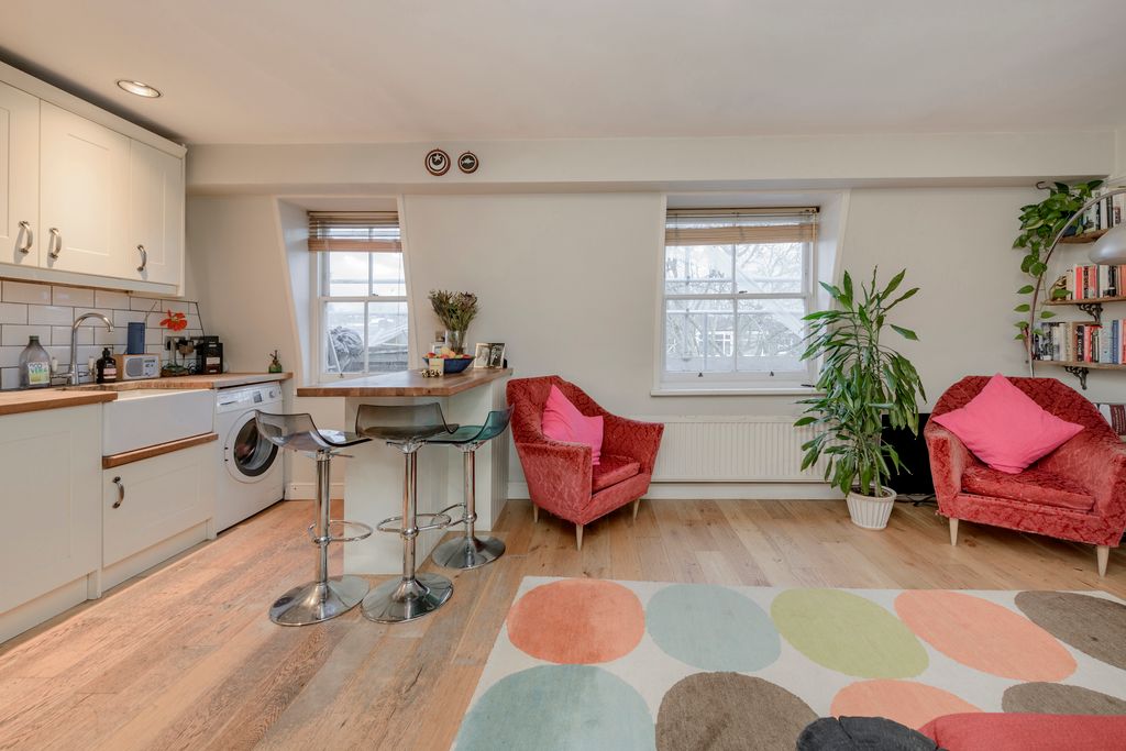 Property photo 1 of 9 5@84 Elsham Rd_5@84 Elsham Rd-3960.Jpg