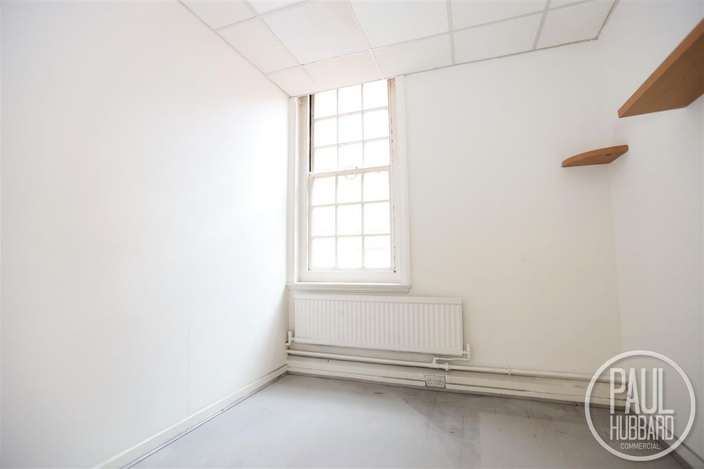 Property photo 3 of 19 2J5A2982.Jpg