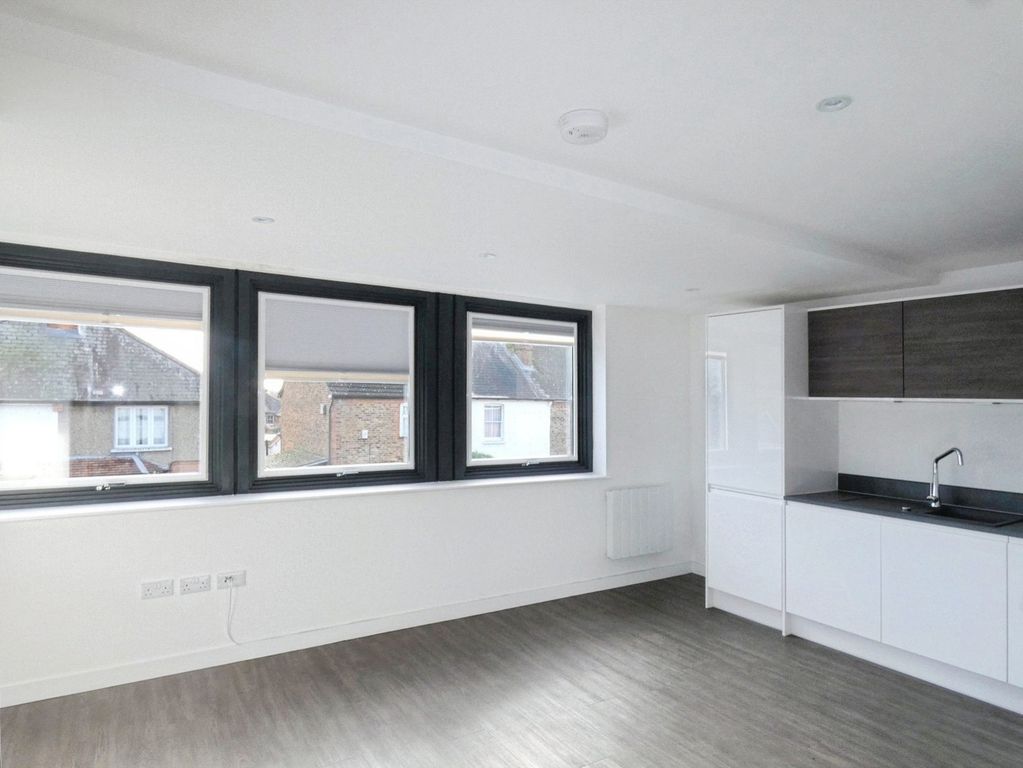 Property photo 2 of 7 Pbox-Img.Jpg