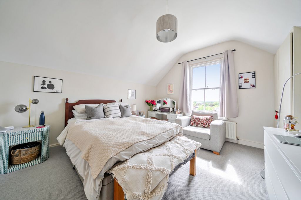 Property photo 3 of 9 1459182-9-6A06F72...