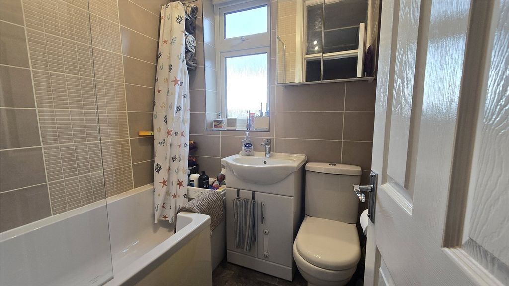 Property photo 2 of 16 Picture No. 06