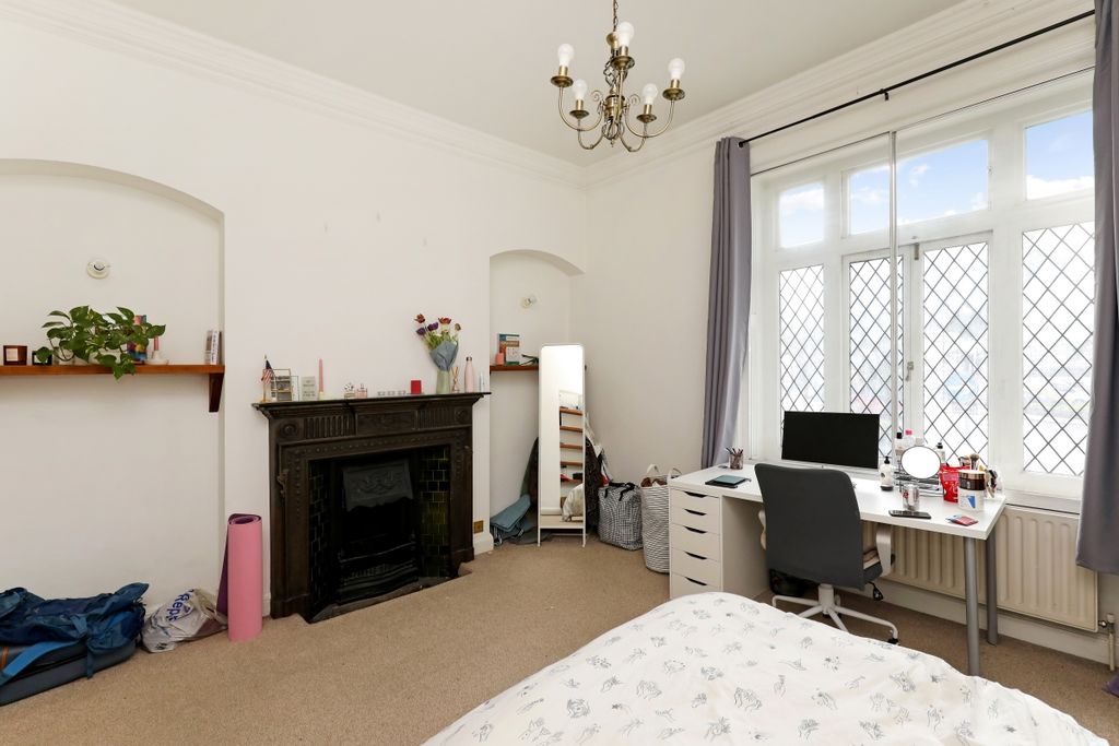 Property photo 3 of 17 Langham Mansions,...