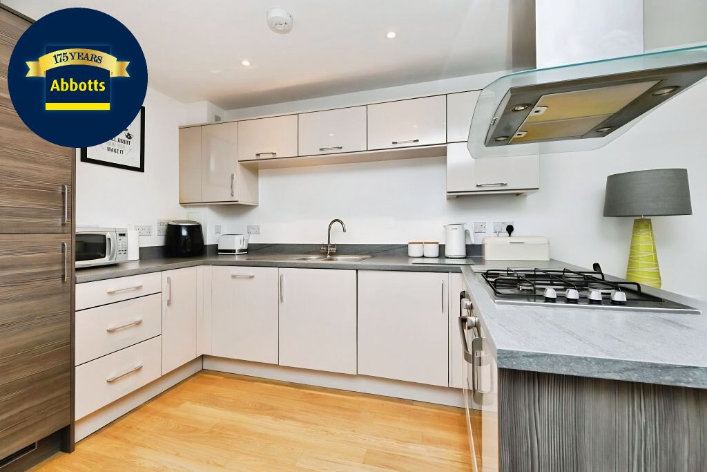 Property photo 3 of 14