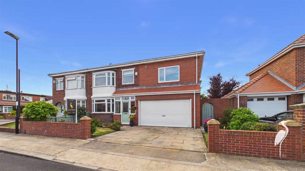 Property photo 1 of 38