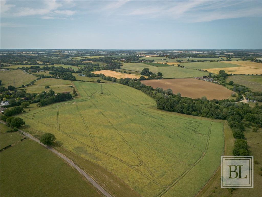 Property photo 1 of 3