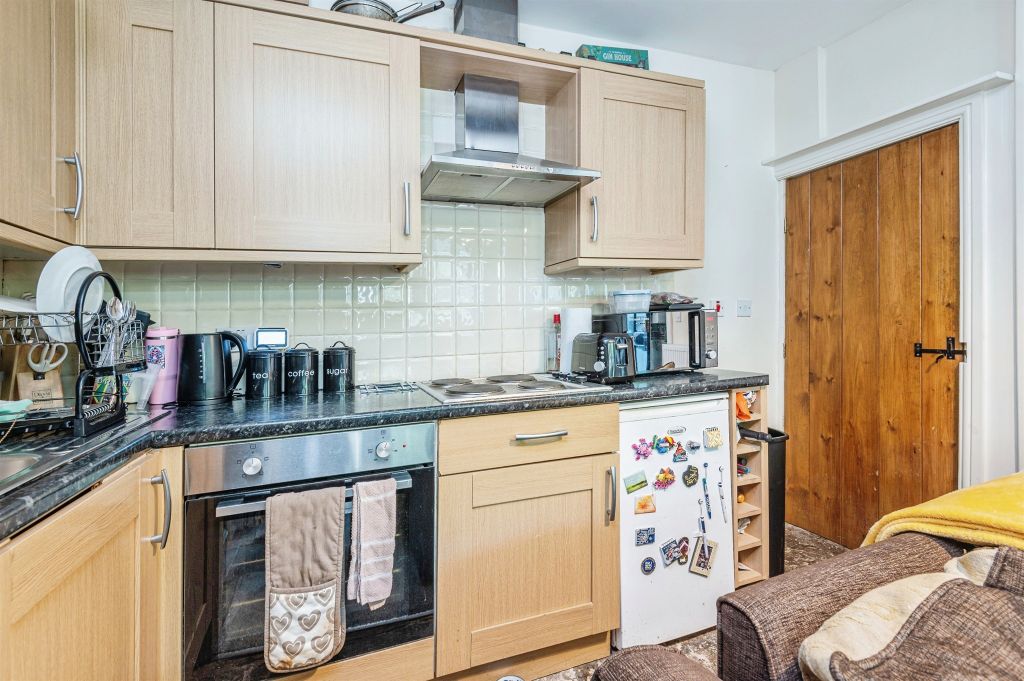 Property photo 3 of 8