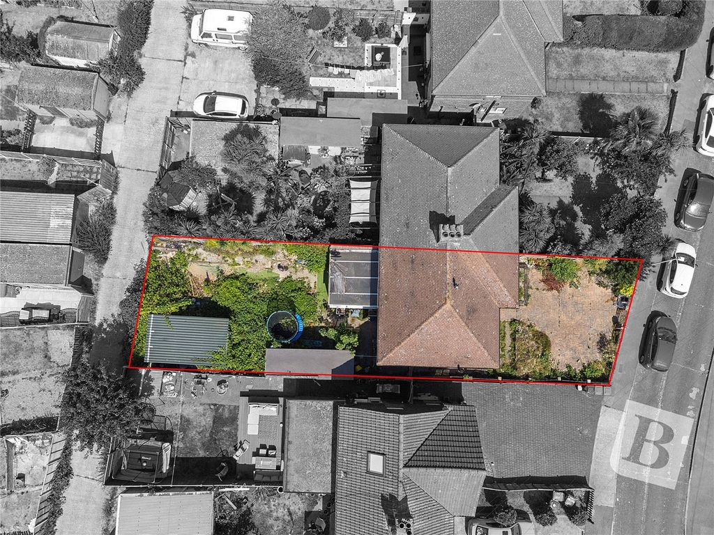 Property photo 2 of 8 Exterior