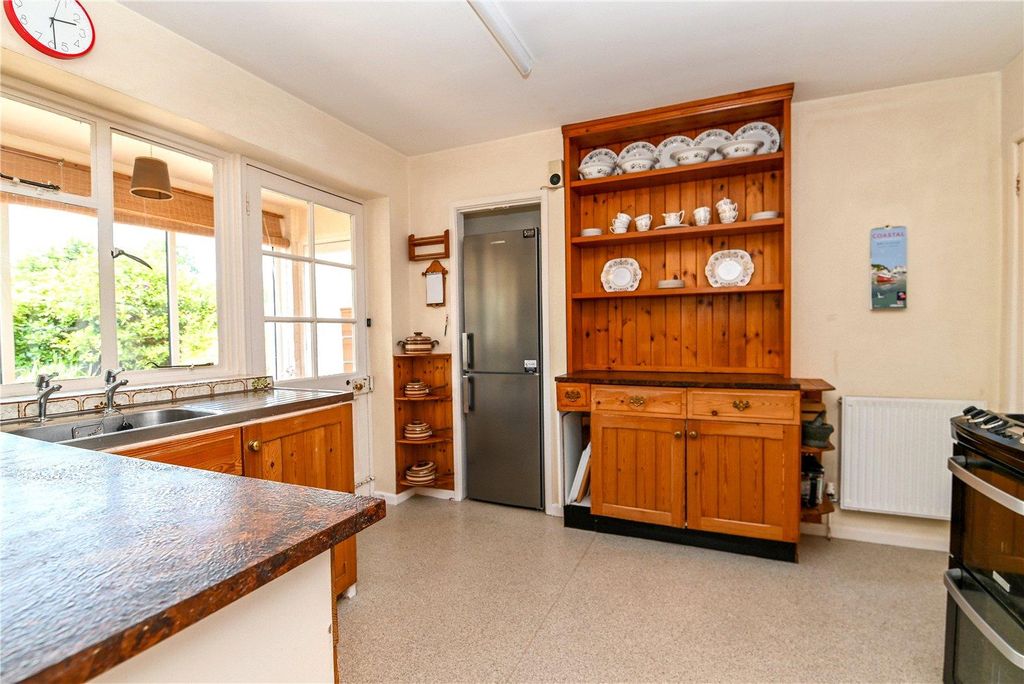 Property photo 2 of 20 Picture No. 02