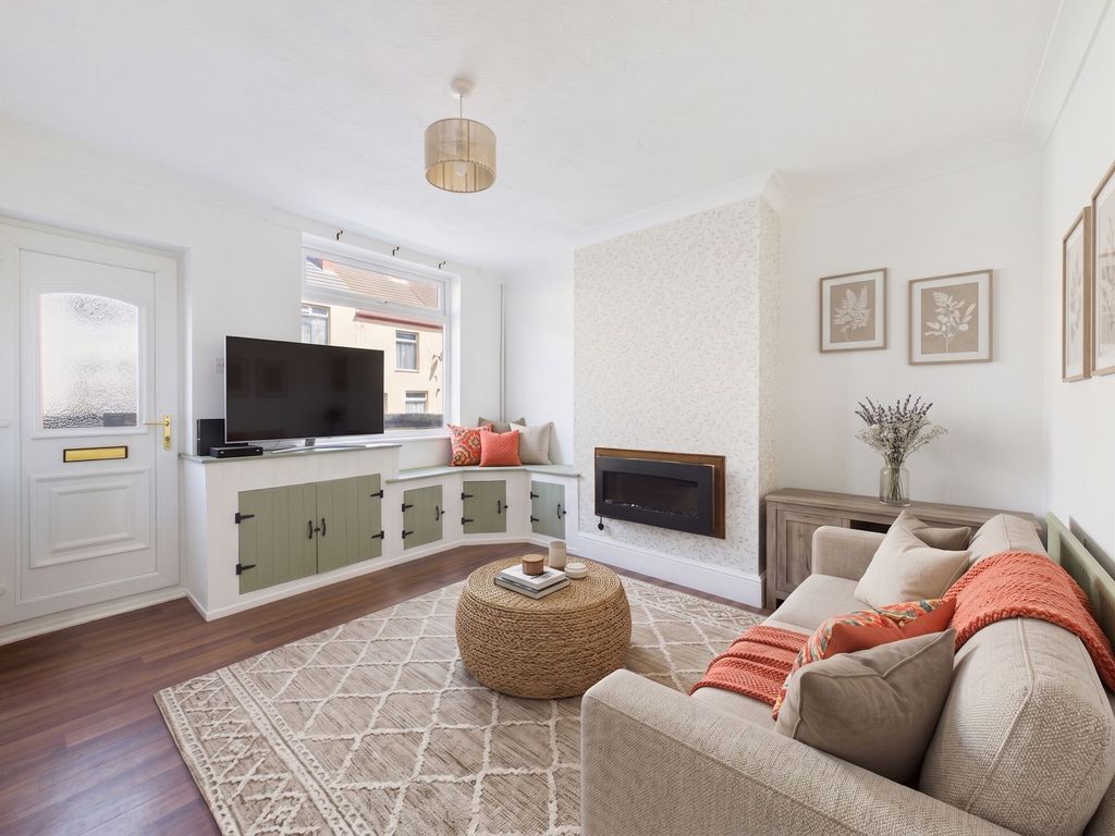 Property photo 2 of 17 Lounge (Virtually Furnished)