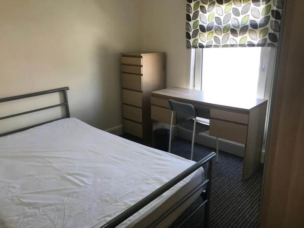 Property photo 3 of 20 1Aa62000-Acce-423c-873B-28E03291011d