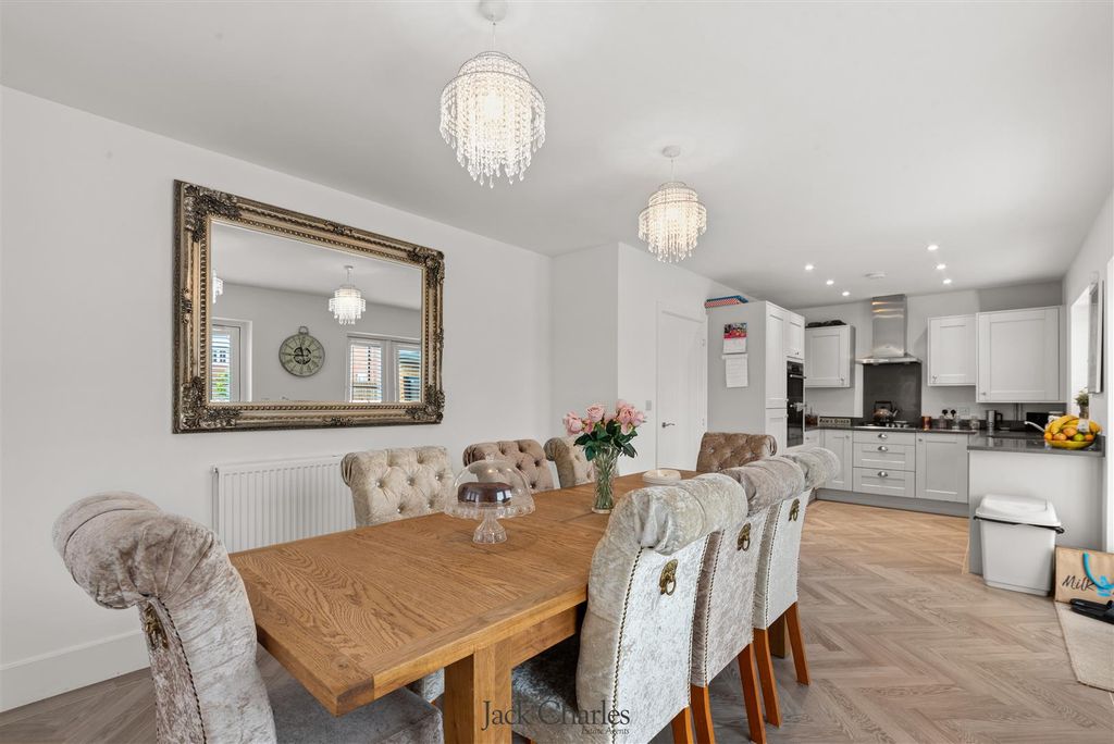 Property photo 3 of 18 19 Tully Drive 3.Jpg