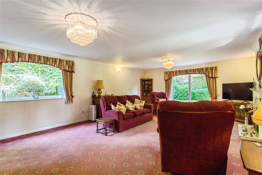 Property photo 3 of 28 Picture No. 56