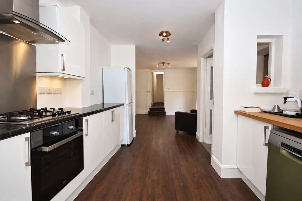 Property photo 3 of 9 3449024