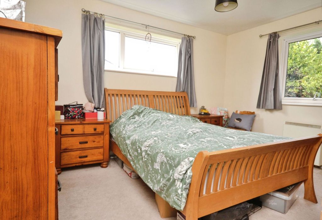 Property photo 3 of 10