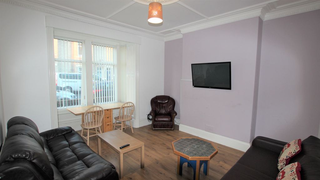 Property photo 1 of 14 11