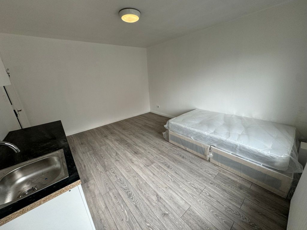 Property photo 3 of 3