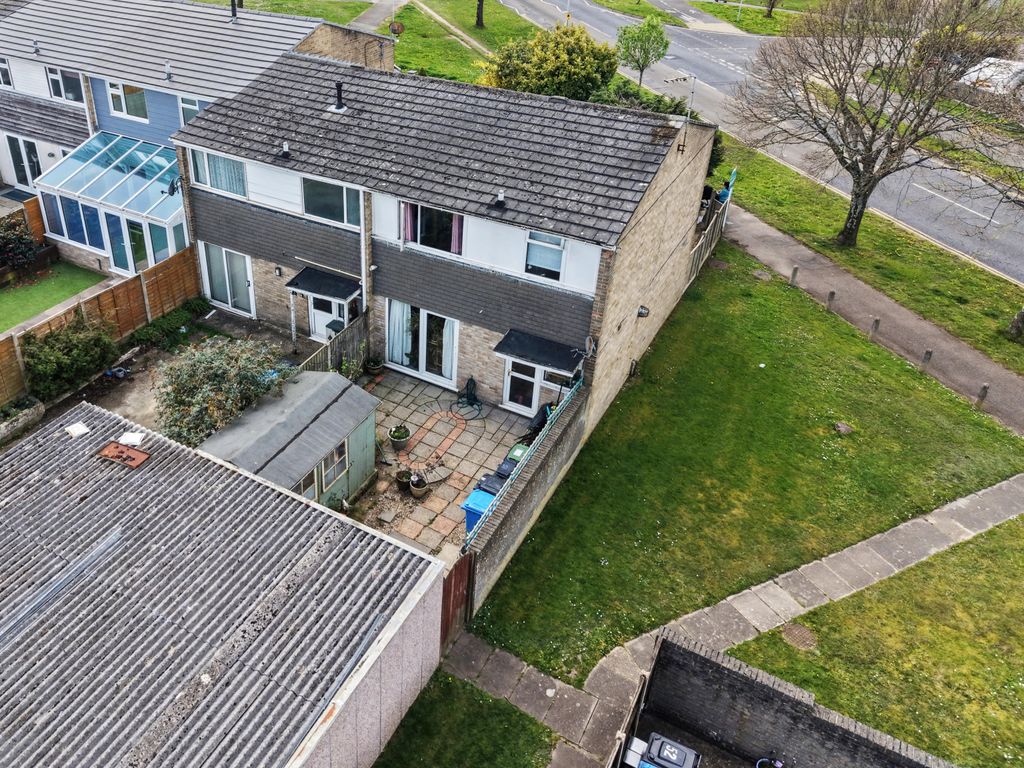 Property photo 2 of 22